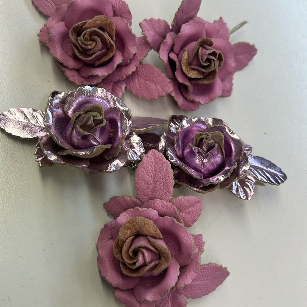 Leather Flower Pin Metallic Pink,Pink, Gift for her, Pin for hat, pin for jacket